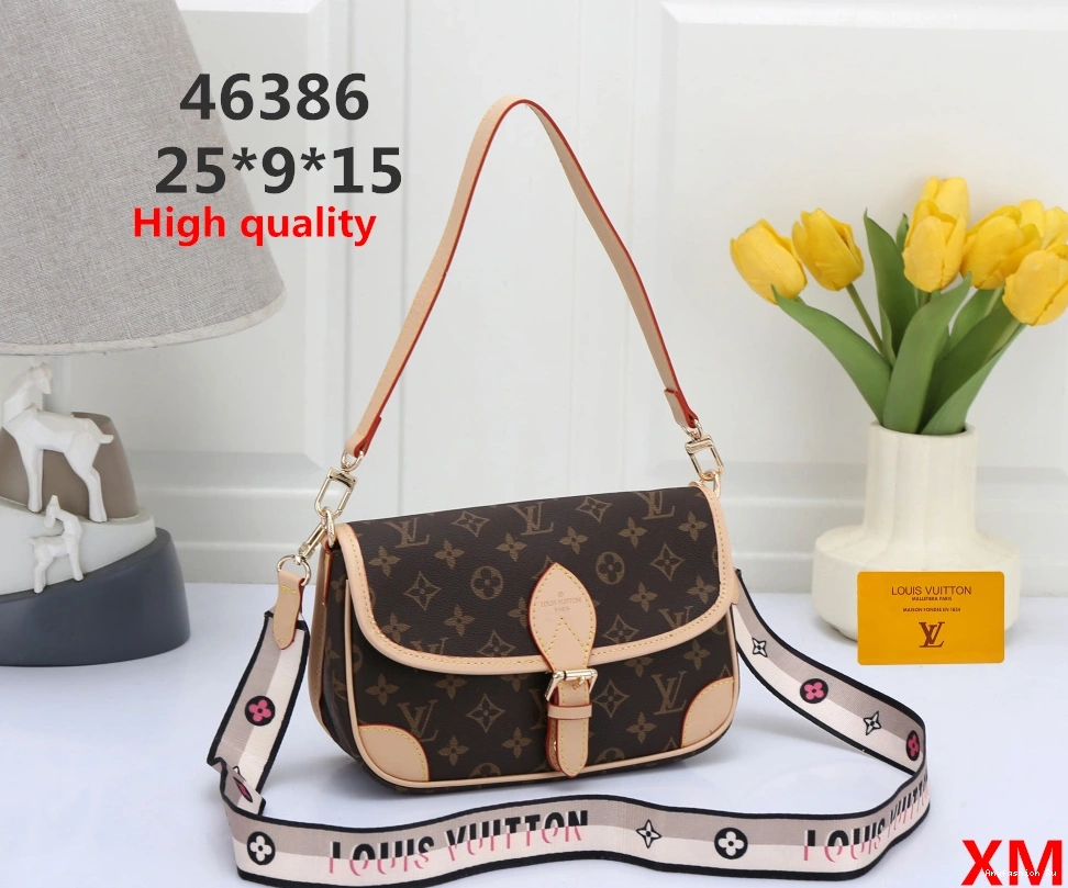 køb Louis Vuitton Twist PM gratis gave